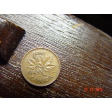 Canada 1 cent -penny- coin 1945    Circulated 3.24 g 19.05 mm ( 3⁄4 inch), round 98% copper